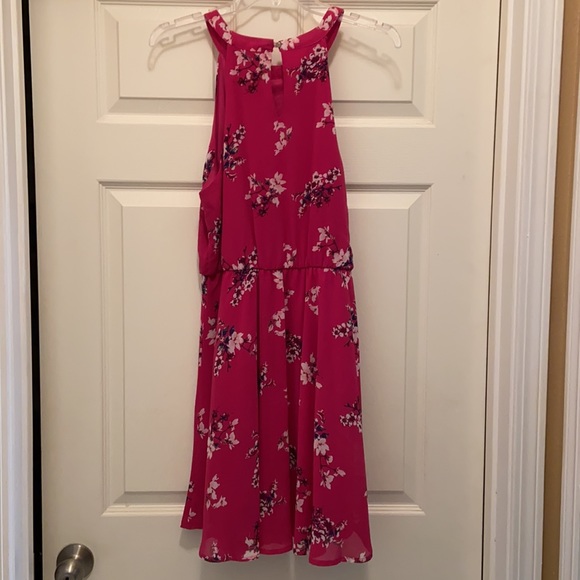 Dress - Picture 3 of 4